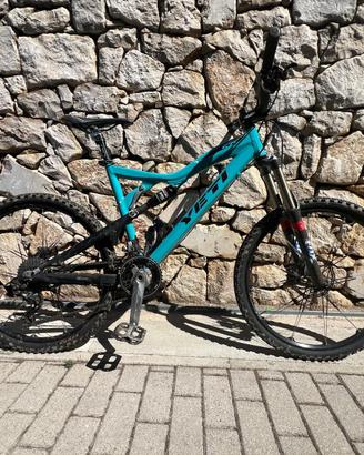 MTB  biammortizzata Yeti