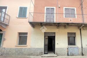 NEGOZIO A BORGONE SUSA