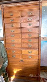 Palazzo nobile da svuotare tanti mobili da vendere