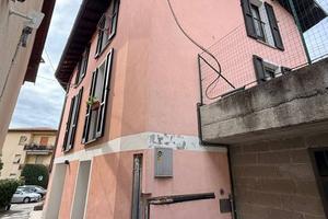 Casa indipendente di 132 m² con 3 locali e box aut