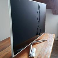 Televisione Samsung 60 cm x 90