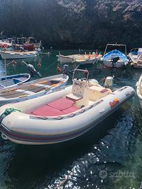gommone bwa  510 con Honda 40 cv 4 t del 2004