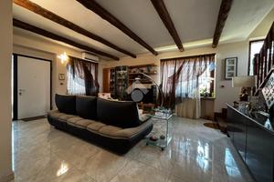 VILLA SINGOLA A CASTAGNOLE PIEMONTE