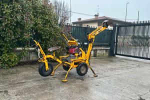 E225 - Micro escavatore 3 q