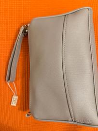 Pochette a mano grigia in pelle / ecopelle