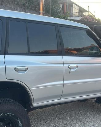 MITSUBISHI PAJERO V20