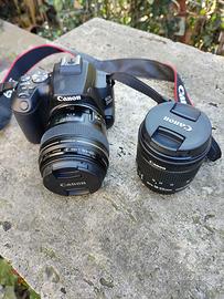 Canon Eos250D pari al nuovo con 2obiettivi 2 batt