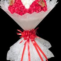 "Bouquet di 109 Rose di Sapone: Eleganza Eterna"