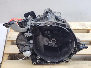 CAMBIO MANUALE COMPLETO USATO OPEL Crossland Serie