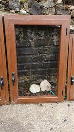 Finestre finto legno in alluminio