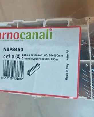 Coppia di basi a pavimento per unità esterna clima
