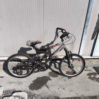 4 Biciclette usate da sistemare.