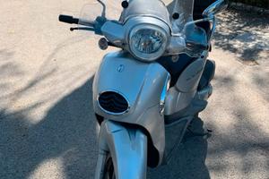 Aprilia Scarabeo 200 ie