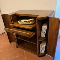 Mobile radio e mobile giradischi