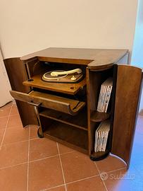 Mobile radio e mobile giradischi