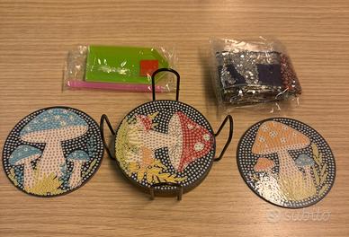 Set di otto sottobicchieri da decorare