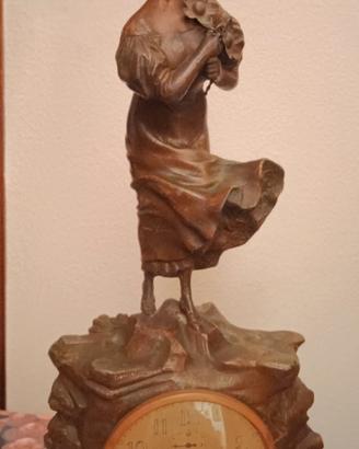 orologio con statua di damina 800
