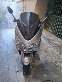 Yamaha T Max 500
