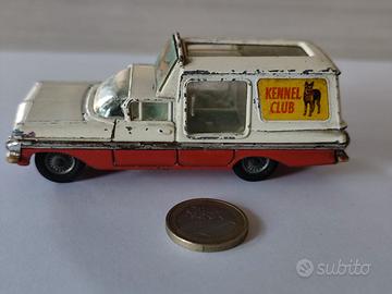ANNI '60 - CORGY TOYS Chevrolet Impala Dog Van