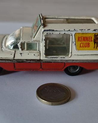 ANNI '60 - CORGY TOYS Chevrolet Impala Dog Van