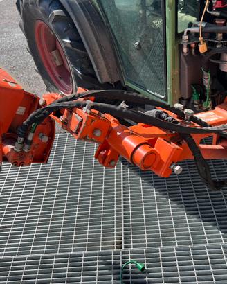 Diserbo meccanico spollonatrice Braun