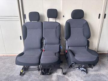 Sedili anteriori Citroen Berlingo anno 2020