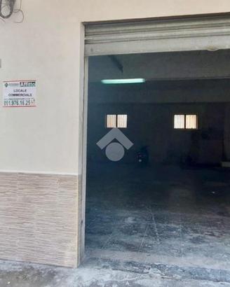 NEGOZIO A PARTINICO