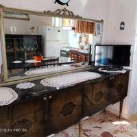 credenza bassa vintage con specchio