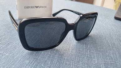 occhiali da sole per donna Emporio Armani 