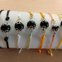 BRACCIALE CON PIETRA SU COCCU CORDINO  Z