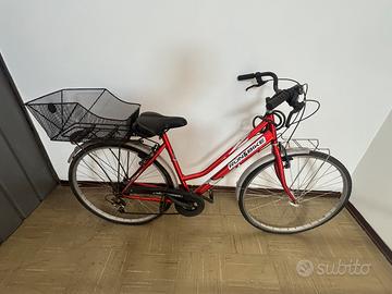 Bicicletta City Bike donna RUN&BIKE con cestino