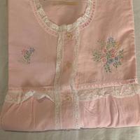 Camicia da notte rosa vintage