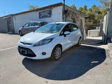 Ford Fiesta 1.4 TDCi 70CV Titanium