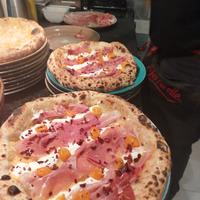 Aiuto pizzaiolo anche fornaio