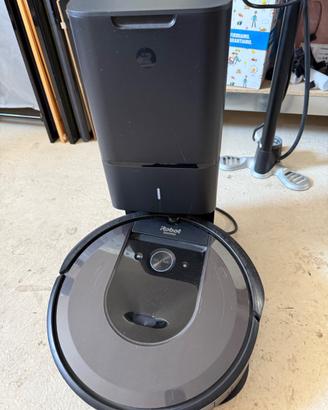 Aspirapolvere Roomba I robot