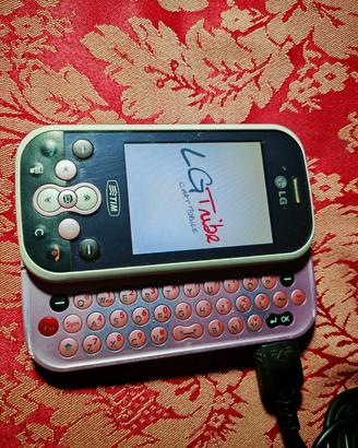  cellulare vintage LG TRIBE CON  tastiera 