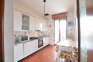 4 LOCALI A BERNAREGGIO