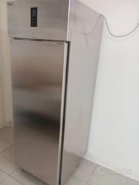 Congelatore/armadio frigo 700 litri Hiber