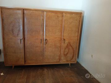 Armadio stile Art Decò