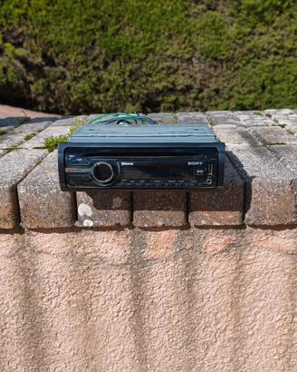 Autoradio Sony con lettore CD