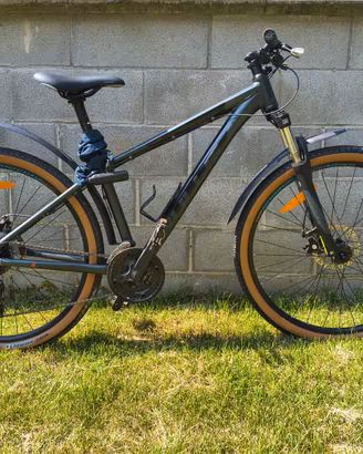 BICICLETTA - MOUNTAIN BIKE