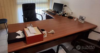 Arredo ufficio dirigenziale scrivania mobile sedie