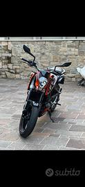 KTM DUKE 125 2016