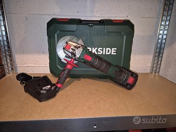Smerigliatrice angolare PARKSIDE 20 V con batteria