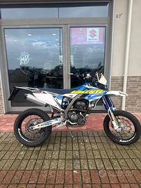 Suzuki Valenti SM 125 RACING