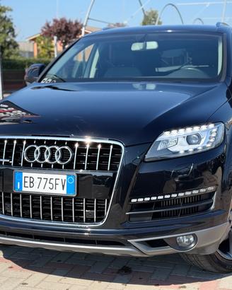 Audi Q7 3.0 TDI 240 CV diesel quattro . EURO6