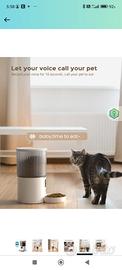 Distributore automatico mangime per cani e gatti 