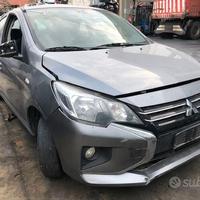 MITSUBISHI SPACE STAR 2015