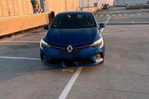 Renault clio 1.6 E-Tech hybrid Zen 140cv auto my21