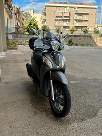 Scooter KYMCO peopleone 125